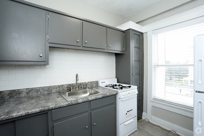 Kitchen - St. Charles Apartments