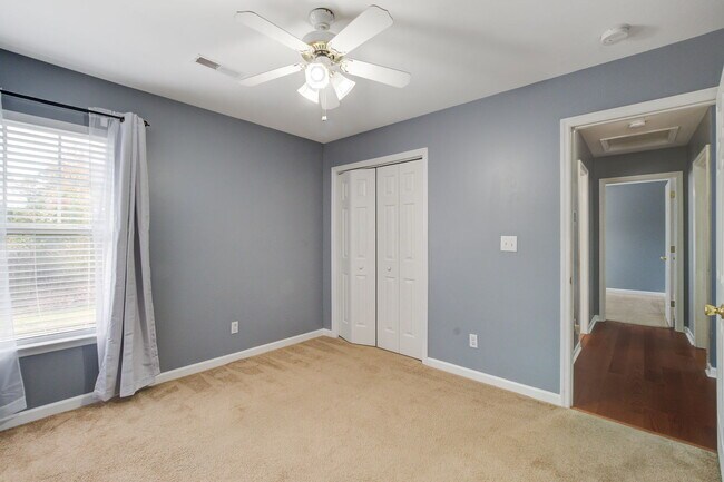 Building Photo - 7856 High Maple Cir