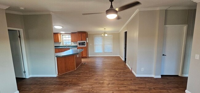 Building Photo - Spacious 3-bedroom, 2-bathroom mobile home. Showings Coming Soon!