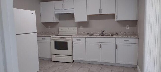 Building Photo - 5495 SW 196th Ave. Unit 1 Dunnellon, FL 34431