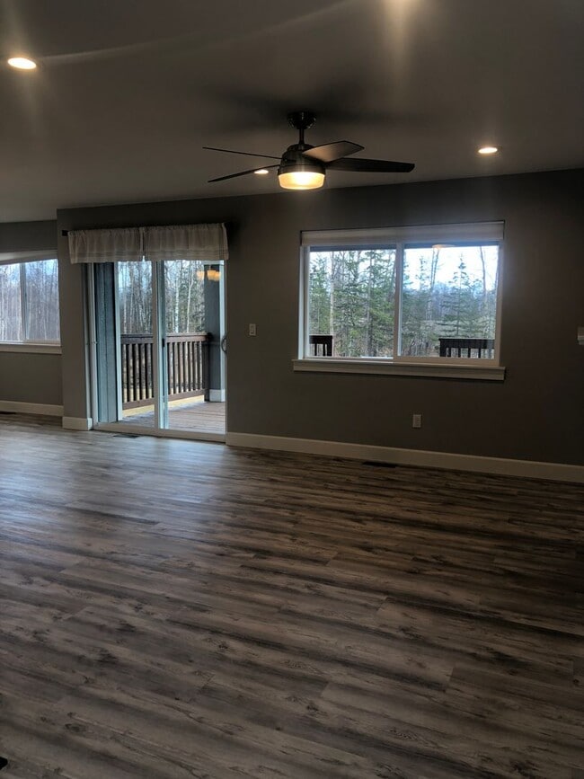 Building Photo - 222 W Celtic Cir