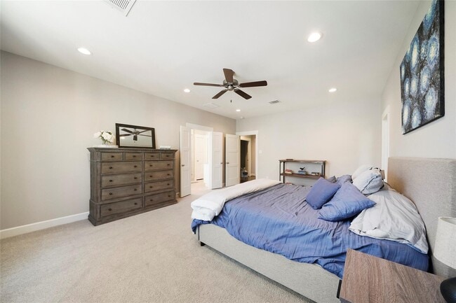 Building Photo - 5905 Petty St