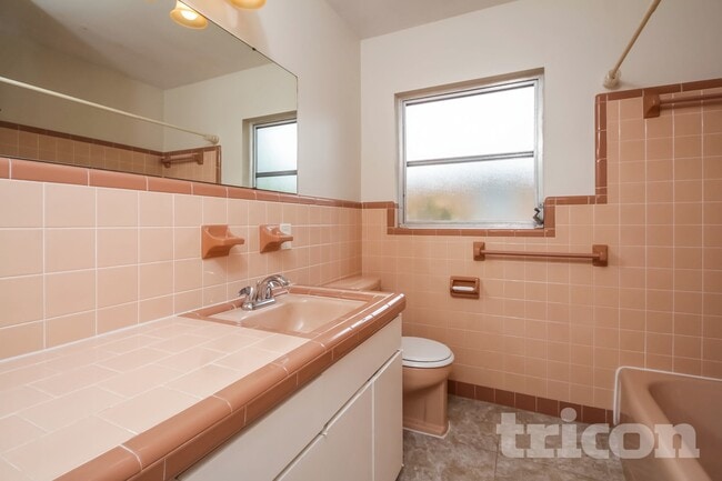 Building Photo - 6504 Georgia Ave