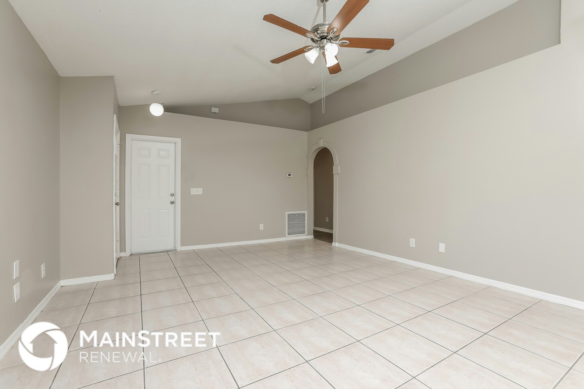 Building Photo - 8757 Claiborne Ct