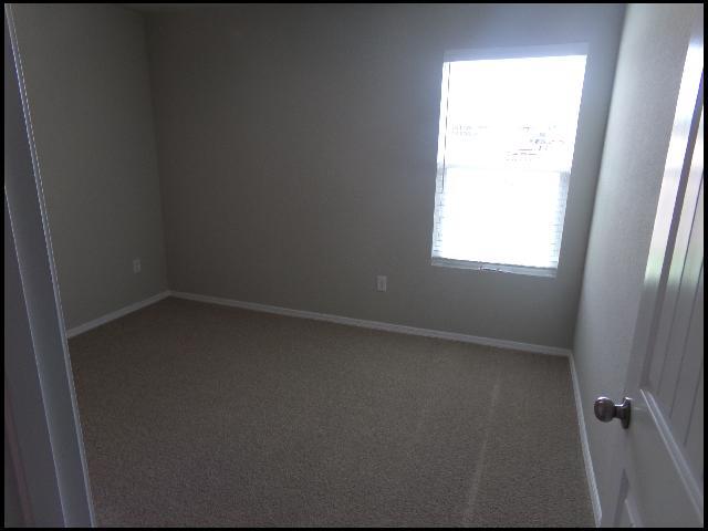 Building Photo - 4527 Olympic Dr
