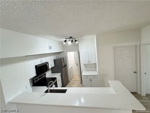 Building Photo - 1830 Florida Club Cir
