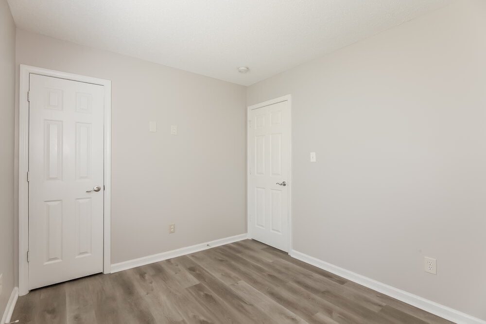 Building Photo - 1610 Royal Tree Ct