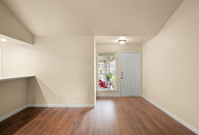 Building Photo - 10711 Lanshire Dr