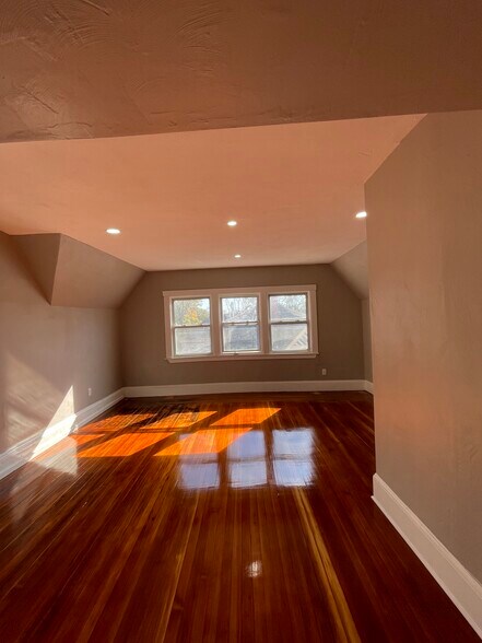 Master bedroom - 31 Crawford St