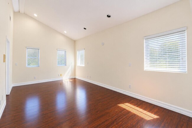 Building Photo - 23615 Welby Way