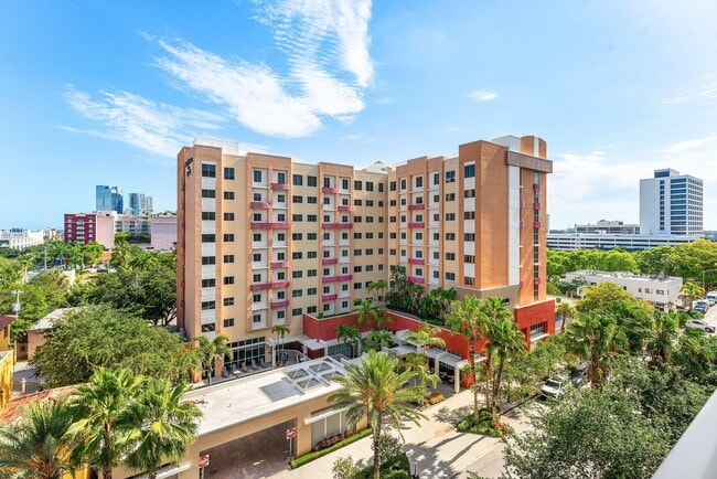Building Photo - 480 Hibiscus St