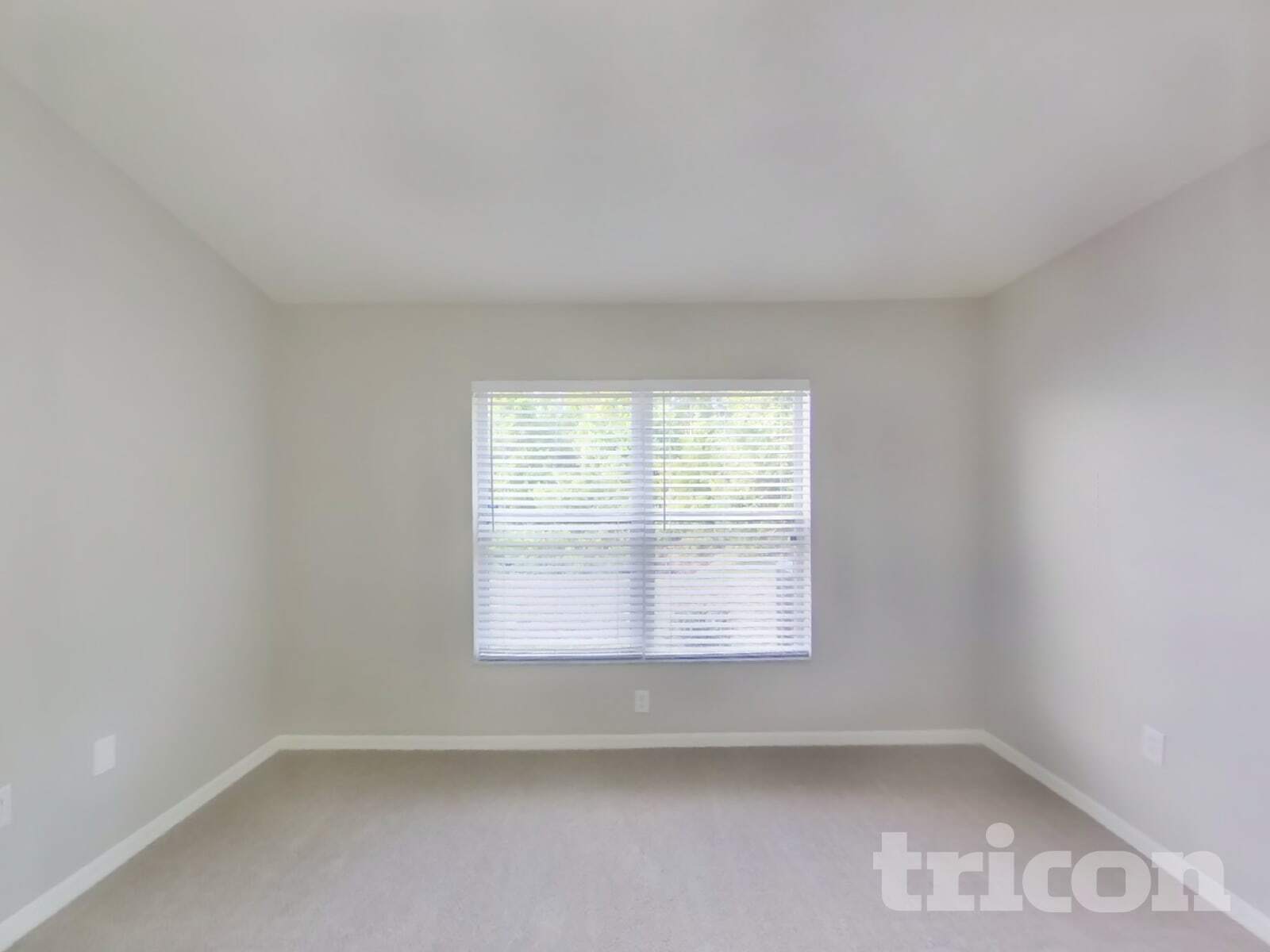 Building Photo - 31137 Chatterly Dr