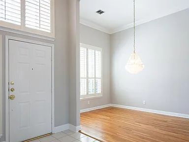 Building Photo - Beautiful 4 bedroom 3 bath home in a quiet...
