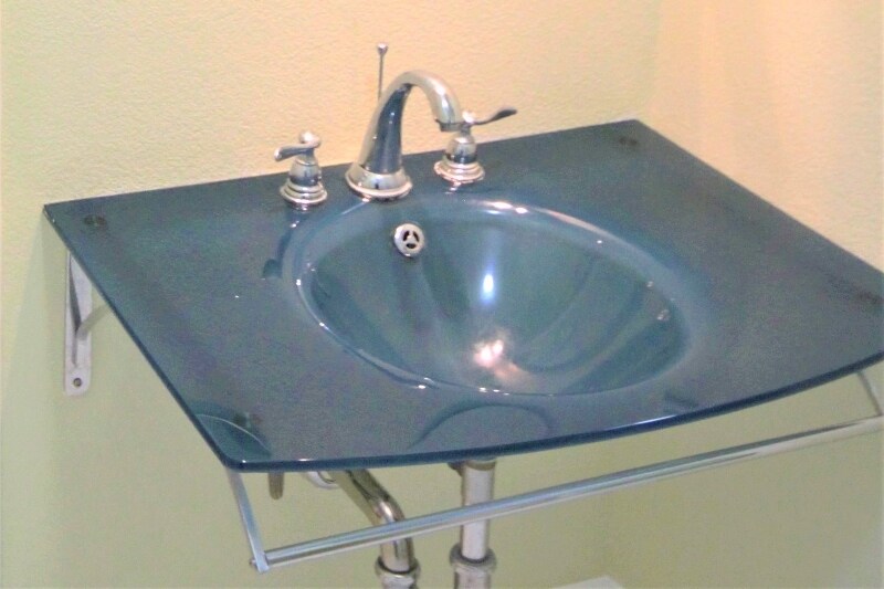 Building Photo - 710 S Medina St