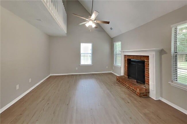 Building Photo - 4015 Sharon Woods Dr