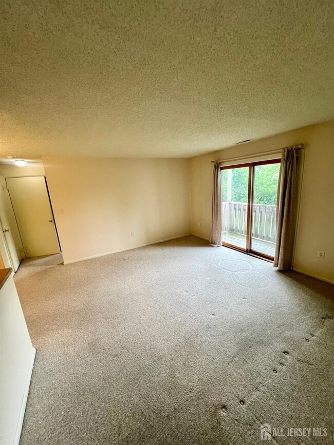 Building Photo - 1317 Ravens Crest Dr