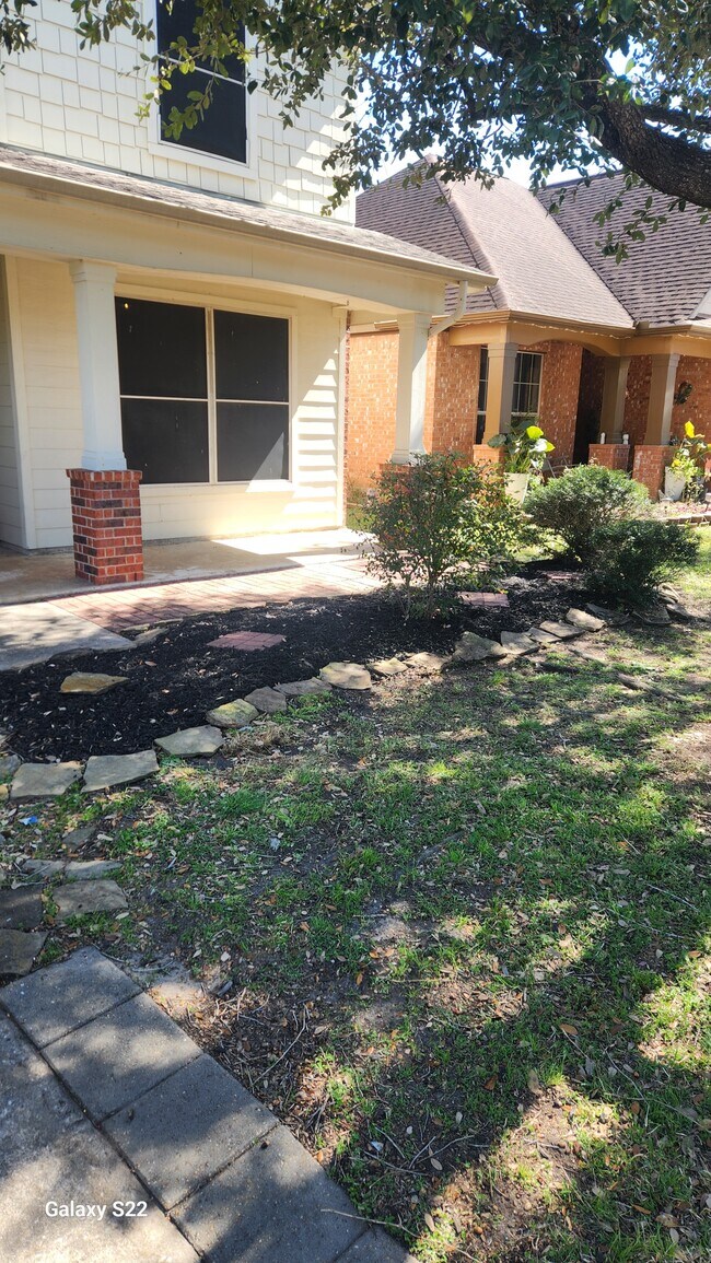 Building Photo - 4914 Trailing Clover Ct