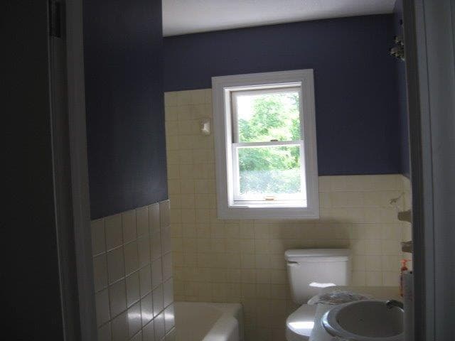 Building Photo - 1581 Sulphur Springs Rd