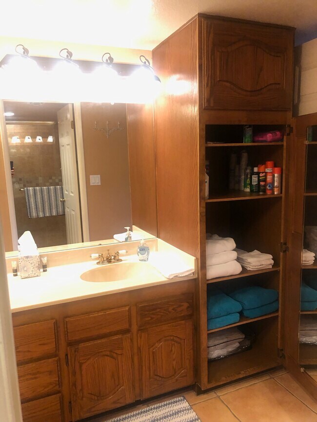 Linens included - 4303 E Cactus Rd