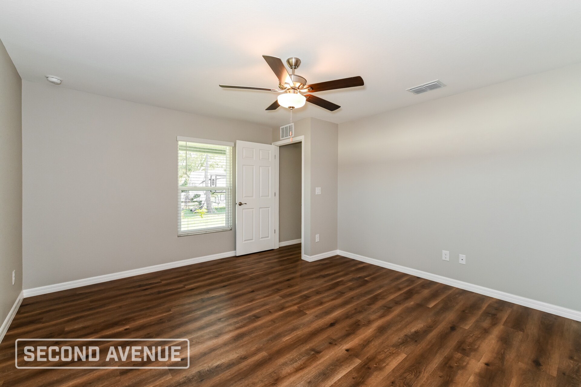 Building Photo - 106 Baldur Dr