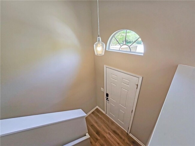 Building Photo - 7080 Greenbower Ln