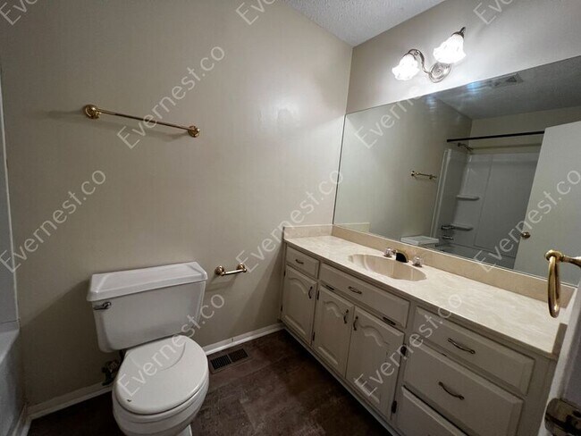 Building Photo - 604 Running Brook Rd