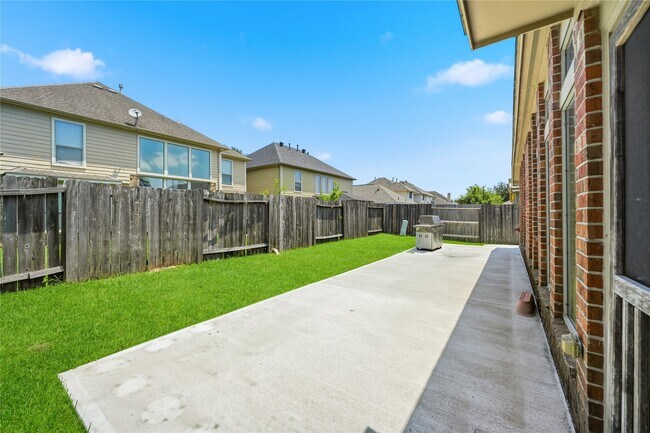 Building Photo - 3802 Windmill Links Dr