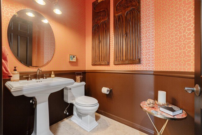 Building Photo - 61185 Soaptree Dr