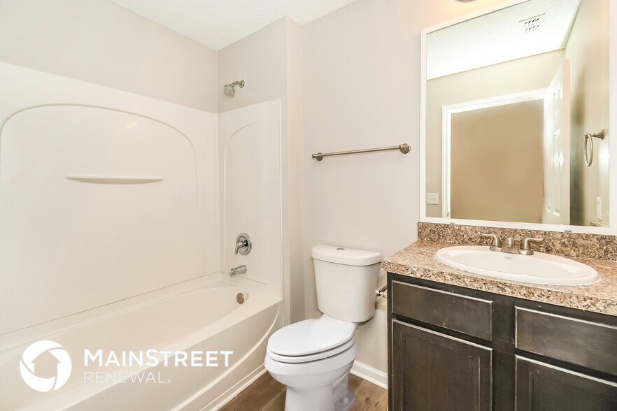 Building Photo - 5656 Village Pond Cir