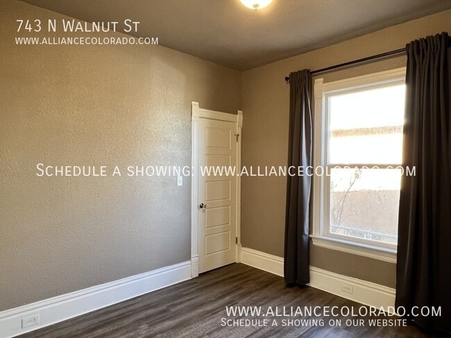 Building Photo - 743 N Walnut St