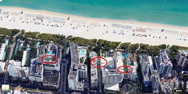 Building Photo - 1623 Collins Ave