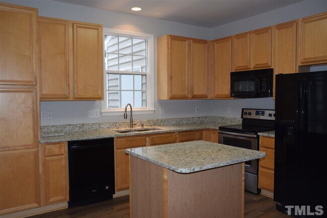Building Photo - 5646 Picnic Rock Ln