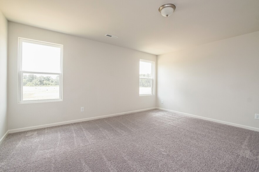 Building Photo - 1059 Manor Dr