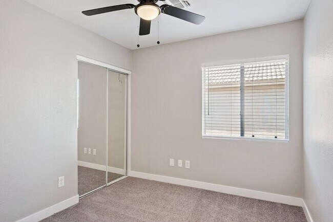 Building Photo - 11545 E Contessa St