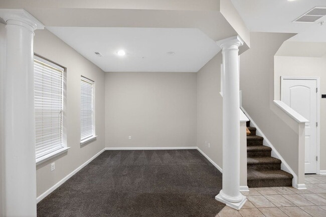 Building Photo - 9822 Ushers Pl