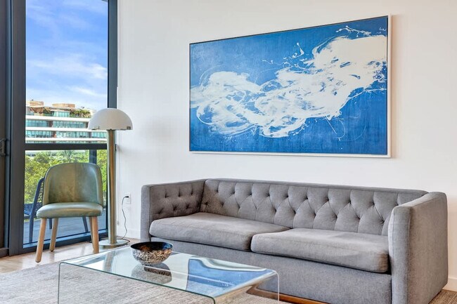 Building Photo - 1220 17th St