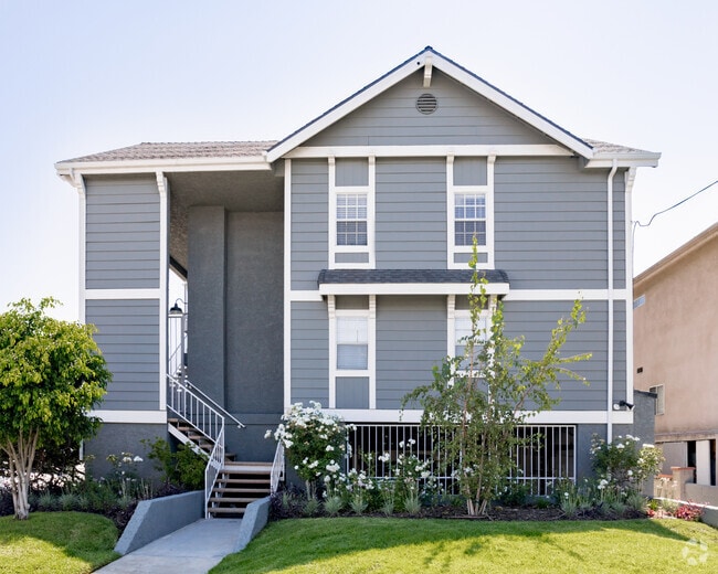 Primary Photo - Haskell Terrace
