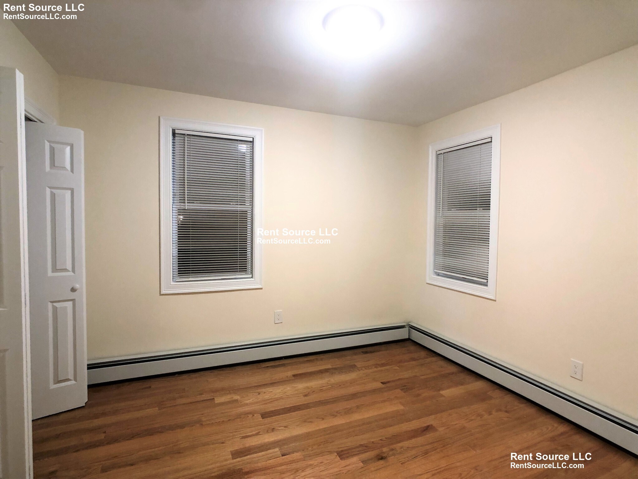 Building Photo - 6-8 Nashua St. Unit 2