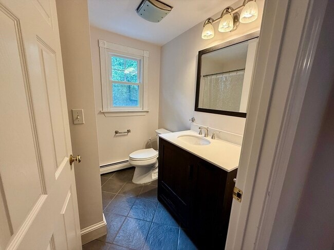 Building Photo - 100 Stimson St