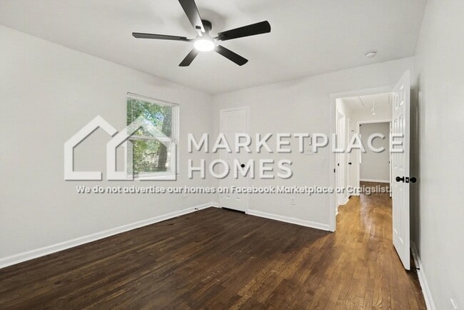 Building Photo - 2110 Dellwood Pl