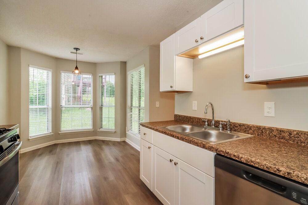 Building Photo - 2158 Denson Ln S W