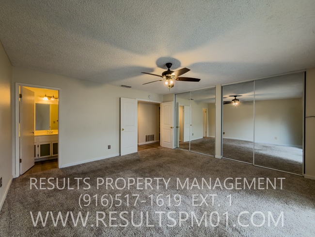 Building Photo - Beautifully Renovated 3 Bedroom Available Now