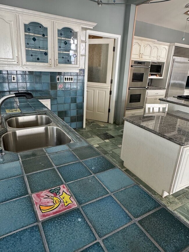 Building Photo - HUGE Custom-Designed Dream Home bordering ...