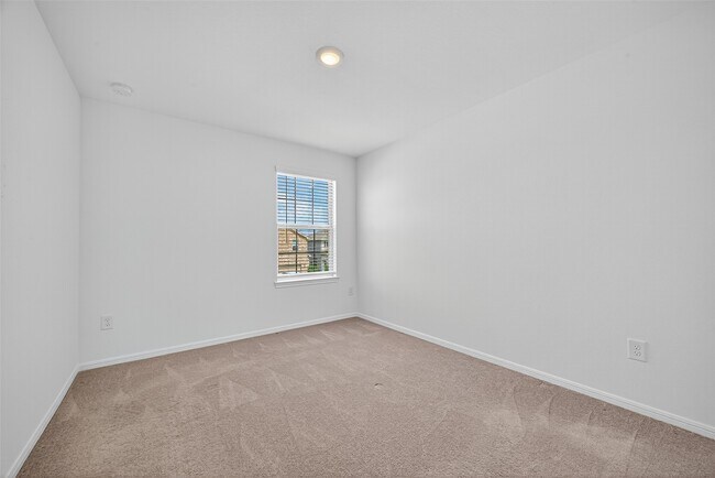 Building Photo - 1028 Laguna Cv Dr