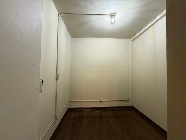 Building Photo - 4222 W Cullerton St