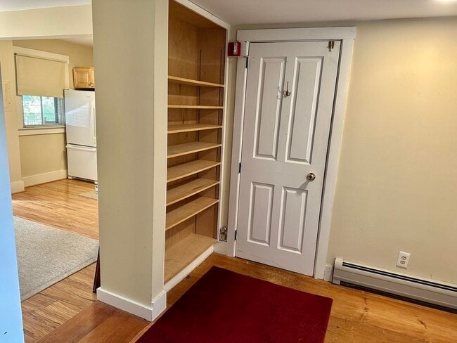 Building Photo - 43 Pleasant St