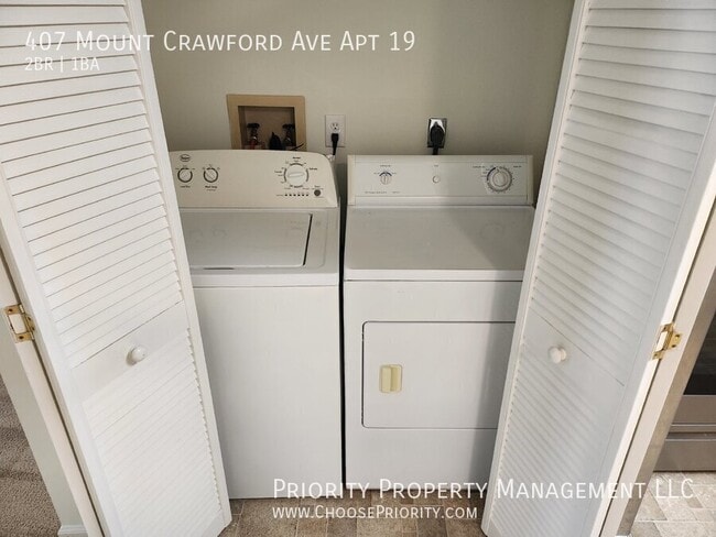 Building Photo - 407 Mt Crawford Ave