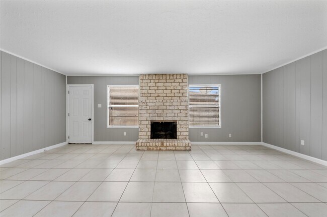 Building Photo - 11610 S Kirkwood Rd