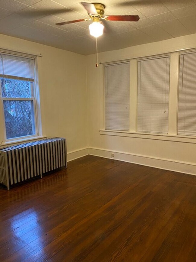 Building Photo - 4440 Kutztown Rd