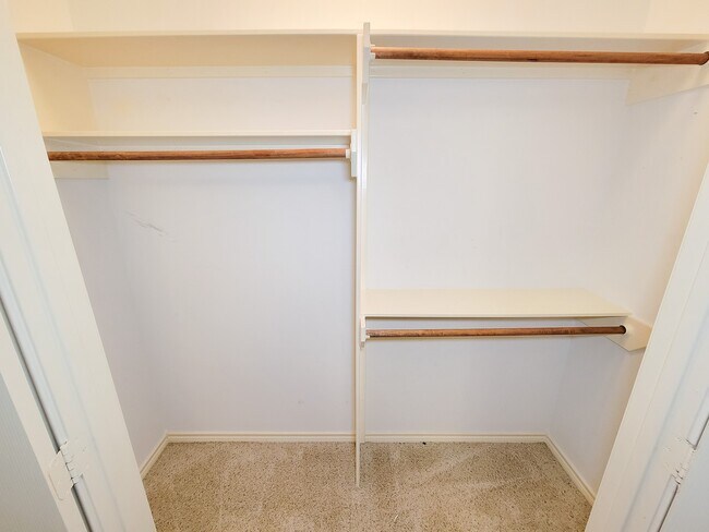 Building Photo - 1000 Shell Ave